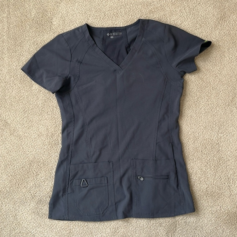 Med couture scrub set